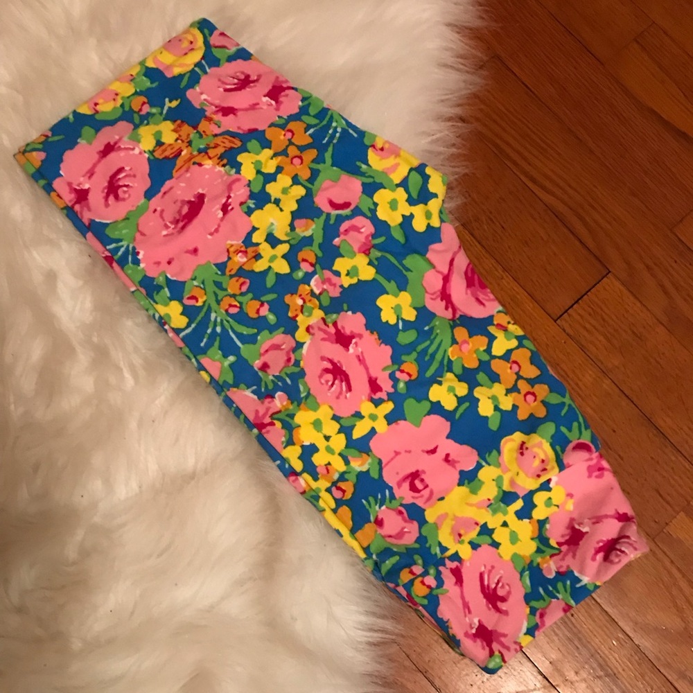 🍂NOWT Floral OS Lularoe leggings